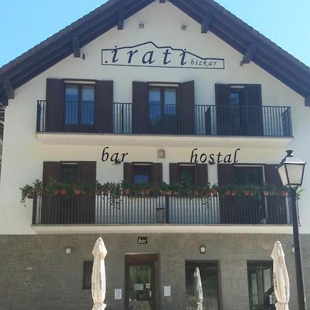 Hostal Iratibizkar Ochagavia Exterior photo