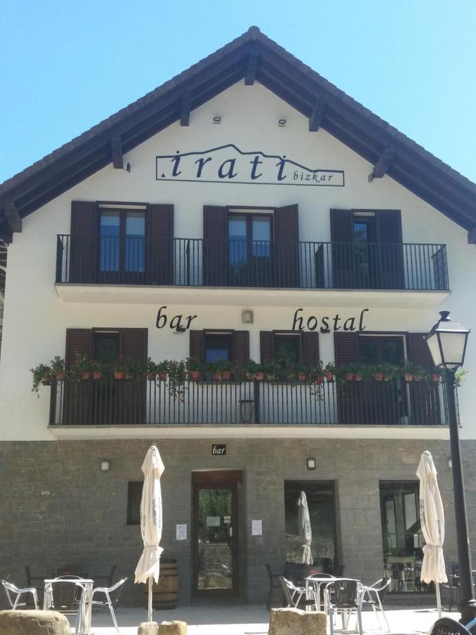 Hostal Iratibizkar Ochagavia Exterior photo